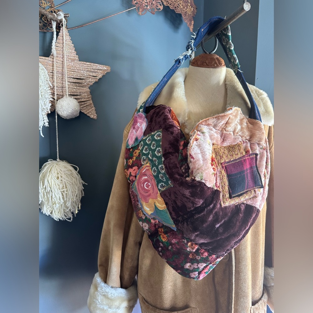 Patchwork Heart-Shaped Women's Bag
